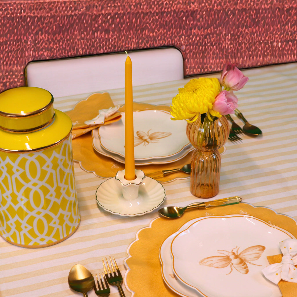 Bumble Voyage Scalloped Ceramic Dinner Plates – Case of 12 (+3 Bonus Plates)