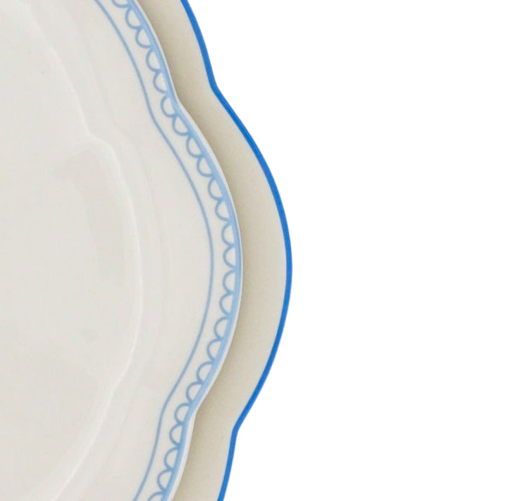Meadow Flora Scalloped Ceramic Starter Plates – Set of 4 (+1 Bonus Plate)