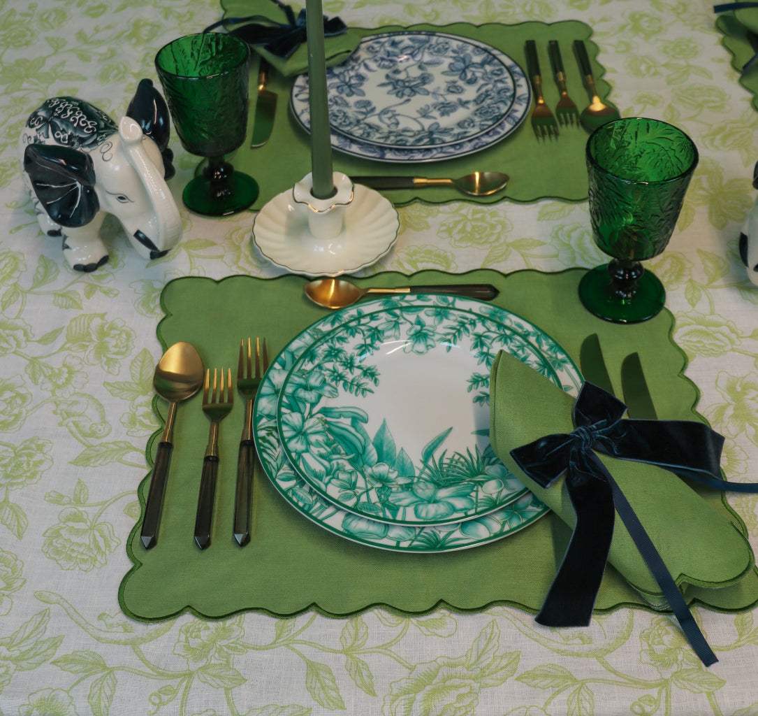 Monsoon Verdant Porcelain Dinner Plates – Case of 12 (+3 Bonus Plates)